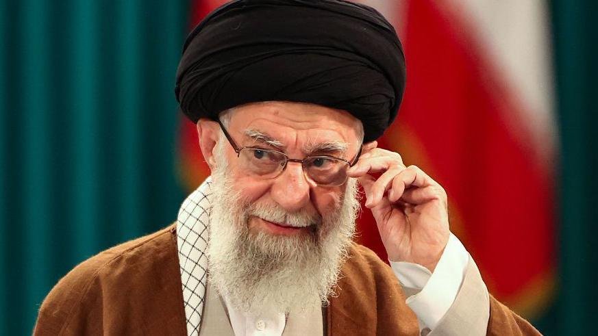 Mort de Khamenei : des frappes américano-israéliennes tuent le guide suprême iranien